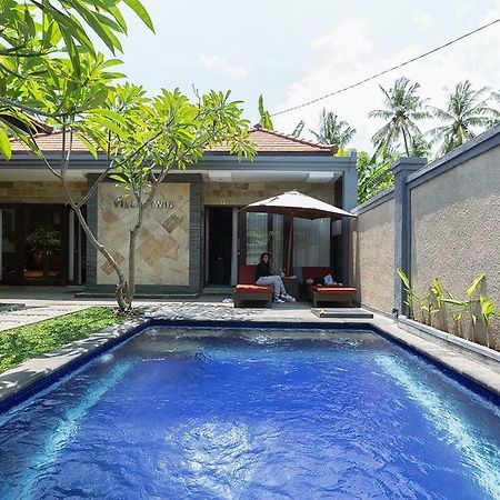 Villa Twin Lovina Екстер'єр фото