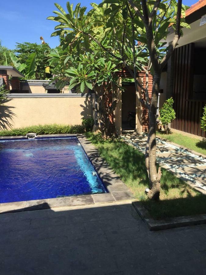 Villa Twin Lovina Екстер'єр фото